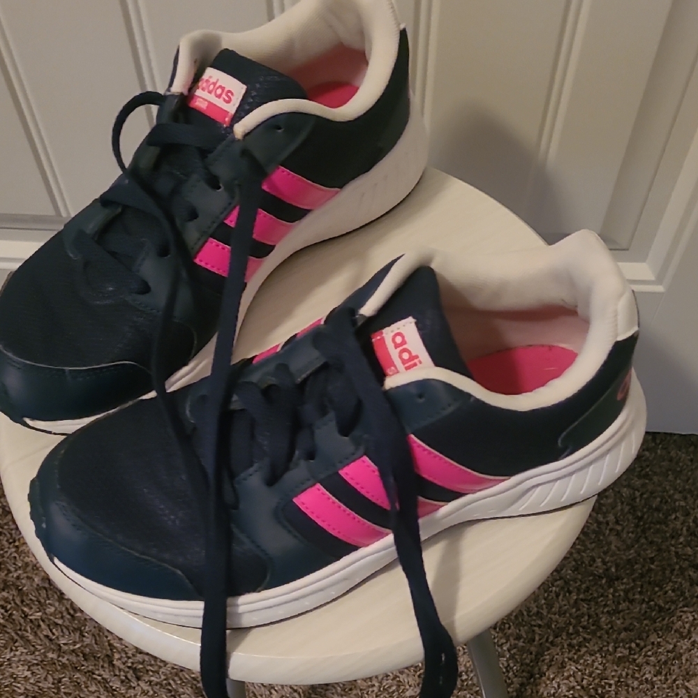 Adidas Neo Sneakers – Dark Blue with Pink Stripes